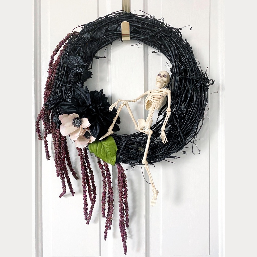 Handmade Chic Halloween Wreath Flowers & Skeleton